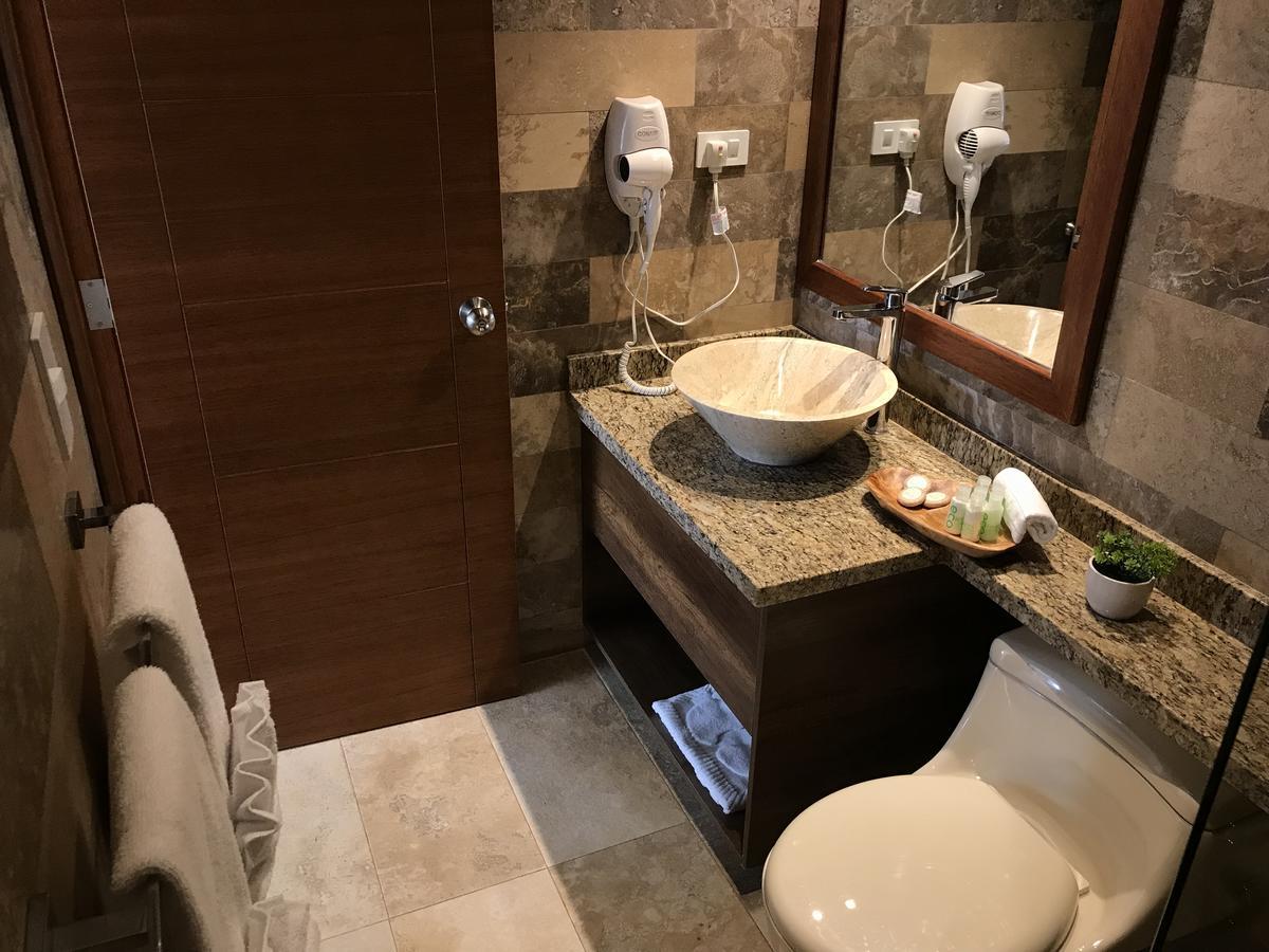 Ilalo Garden Hotel & Restaurant Кито Экстерьер фото